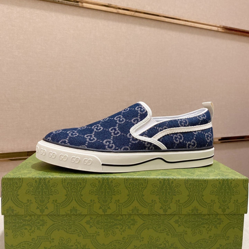 G*u*i casual shoes